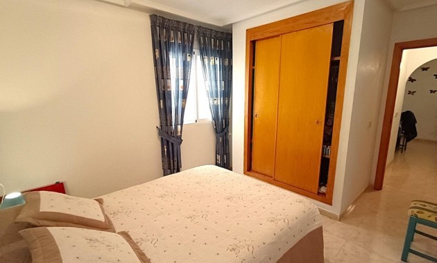 Herverkoop - Appartement / flat -
Torrevieja - torrevieja