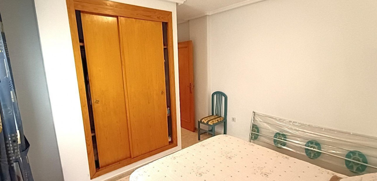 Herverkoop - Appartement / flat -
Torrevieja - torrevieja