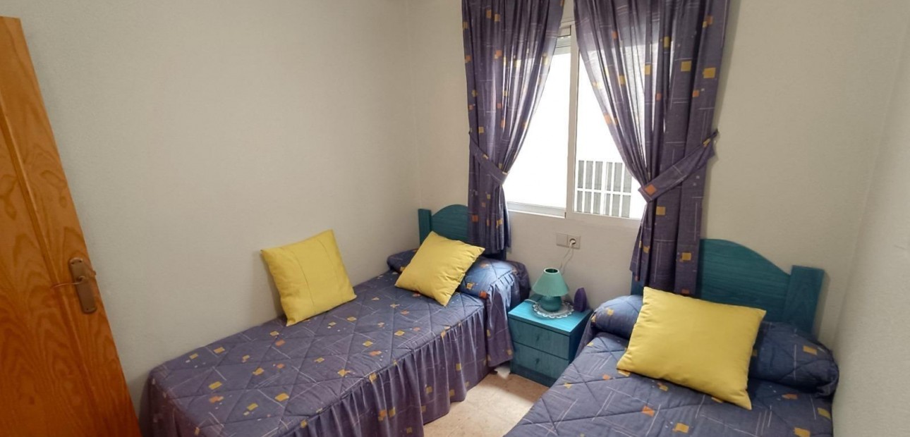 Herverkoop - Appartement / flat -
Torrevieja - torrevieja