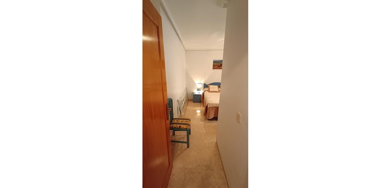 Herverkoop - Appartement / flat -
Torrevieja - torrevieja