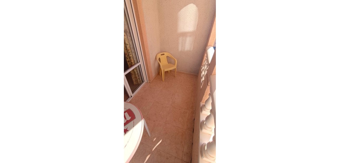 Herverkoop - Appartement / flat -
Torrevieja - torrevieja