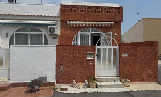 Venta - Villa -
Torrevieja - La Siesta - El Salado - Torreta