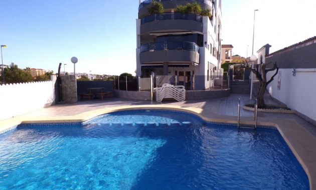Venta - Apartamento / piso -
Orihuela Costa - Villamartin