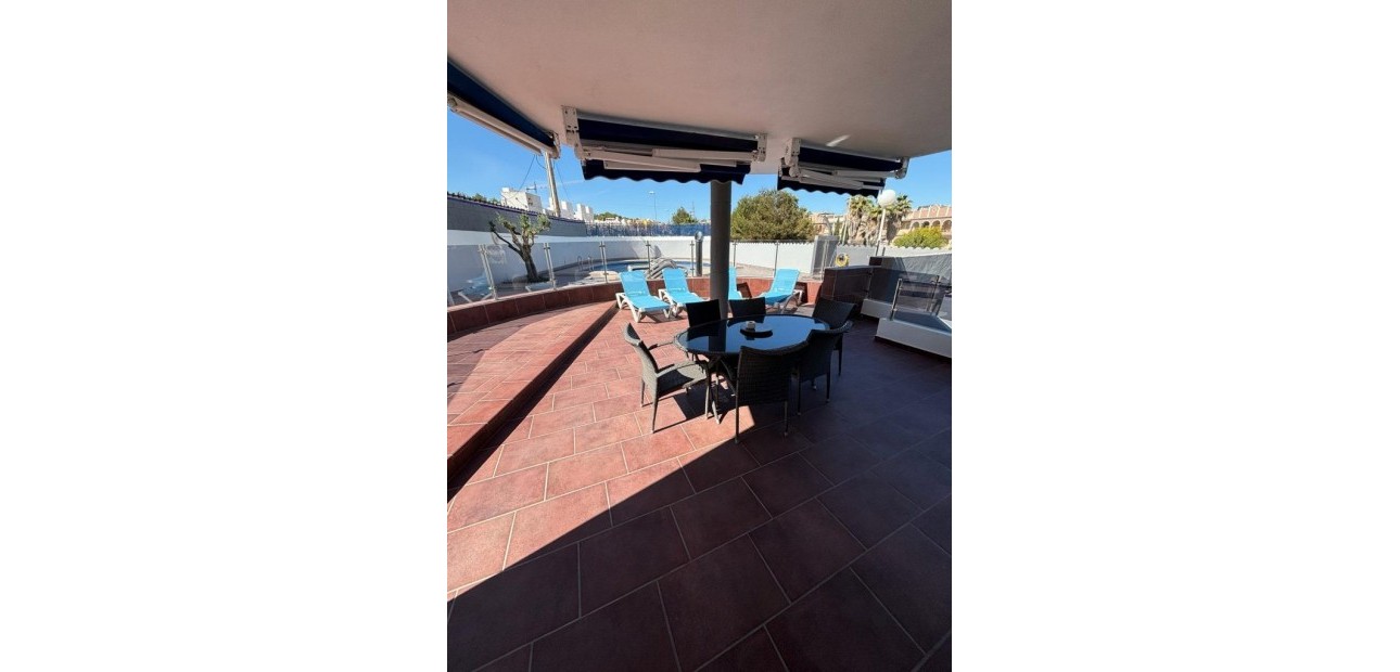 Venta - Apartamento / piso -
Orihuela Costa - Villamartin