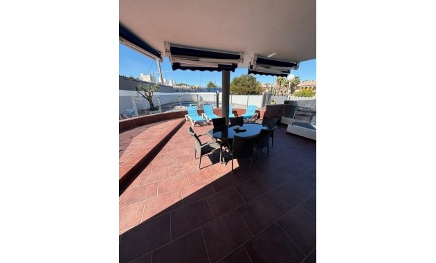 Venta - Apartamento / piso -
Orihuela Costa - Villamartin