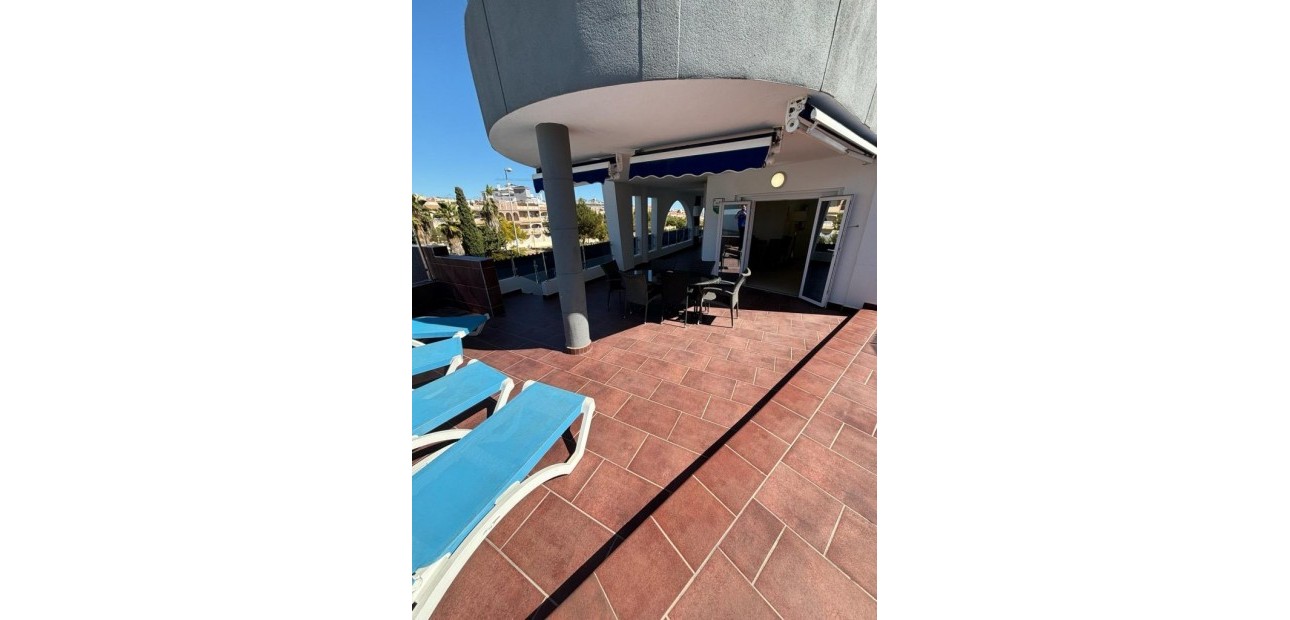 Venta - Apartamento / piso -
Orihuela Costa - Villamartin