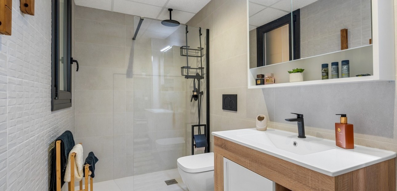 Herverkoop - Appartement / flat -
ORIHUELA COSTA - Playa Flamenca