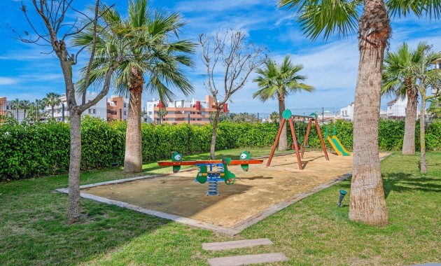 Herverkoop - Appartement / flat -
ORIHUELA COSTA - Playa Flamenca