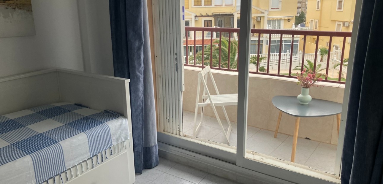 Venta - Apartamento / piso -
Torrevieja - Torreblanca