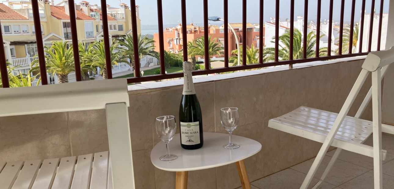 Venta - Apartamento / piso -
Torrevieja - Torreblanca