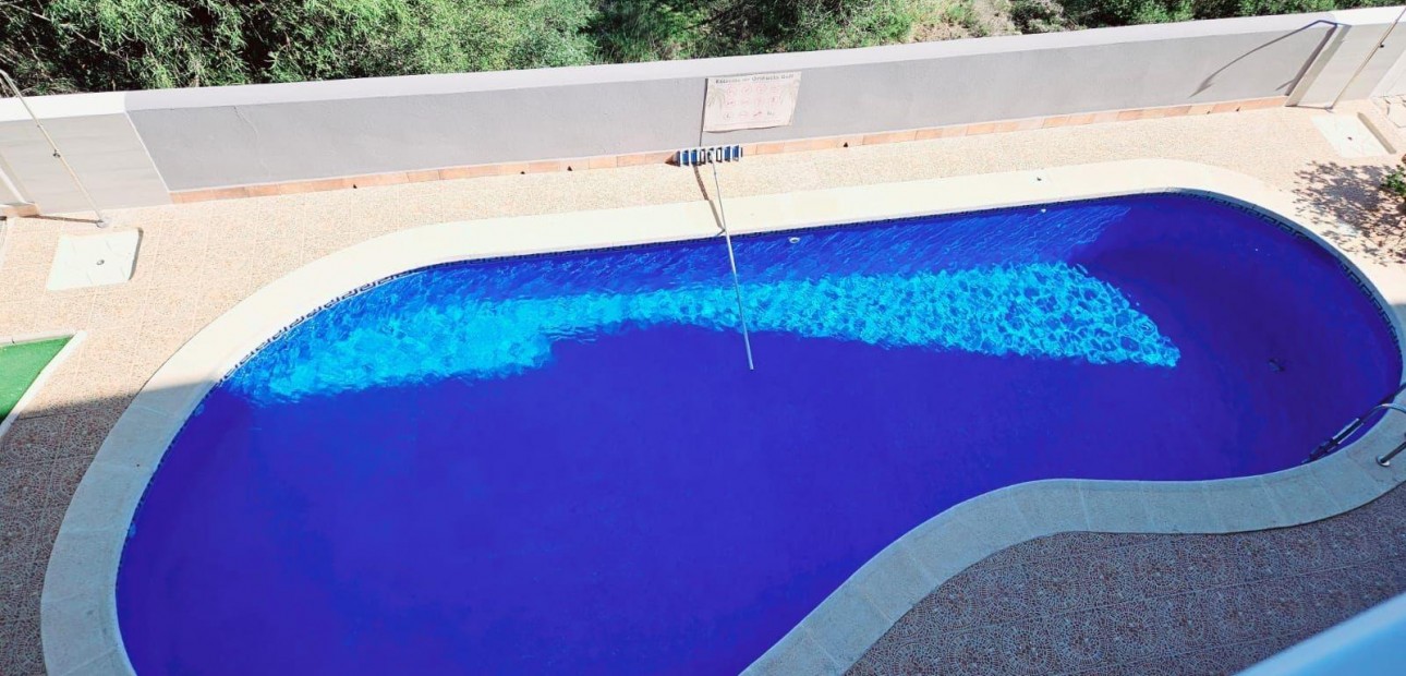 Herverkoop - Appartement / flat -
Torrevieja - Los balcones