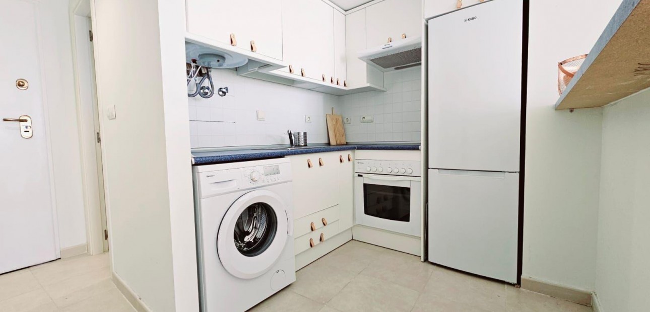 Herverkoop - Appartement / flat -
Torrevieja - Los balcones