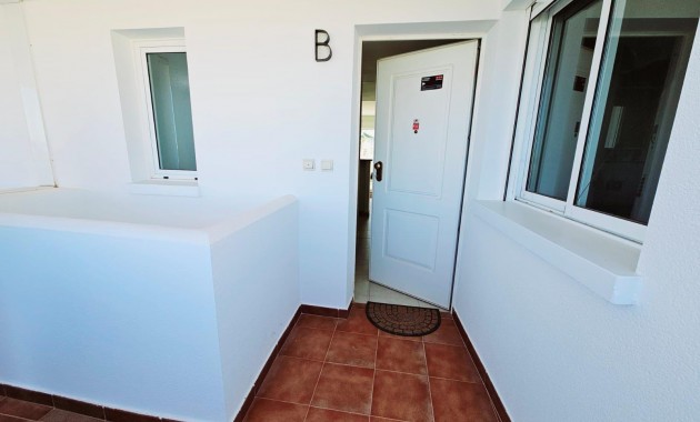 Herverkoop - Appartement / flat -
Torrevieja - Los balcones