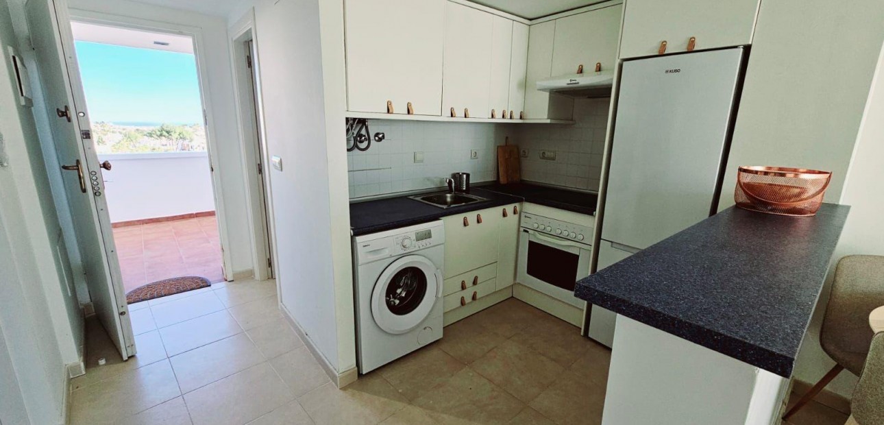 Herverkoop - Appartement / flat -
Torrevieja - Los balcones