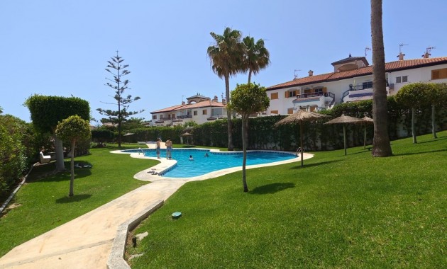 Venta - Apartamento / piso -
Pilar de la Horadada - Mil Palmeras