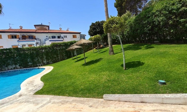 Venta - Apartamento / piso -
Pilar de la Horadada - Mil Palmeras