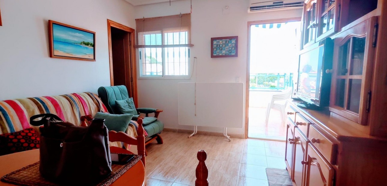 Venta - Apartamento / piso -
Pilar de la Horadada - Mil Palmeras