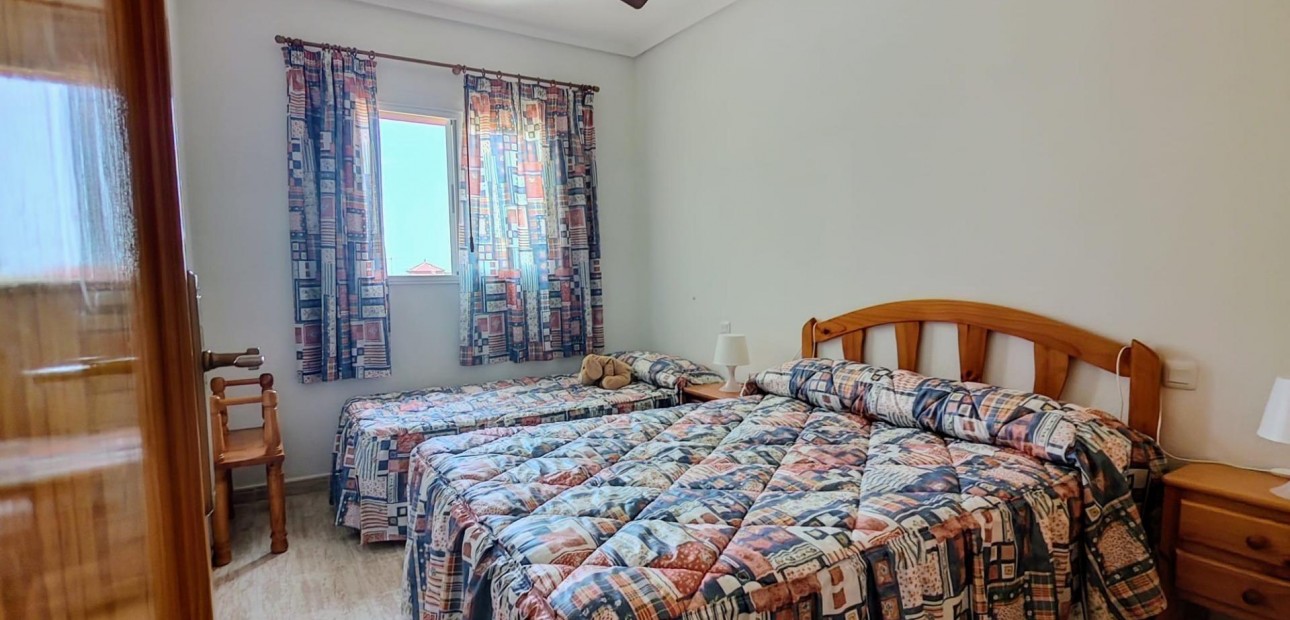 Venta - Apartamento / piso -
Pilar de la Horadada - Mil Palmeras