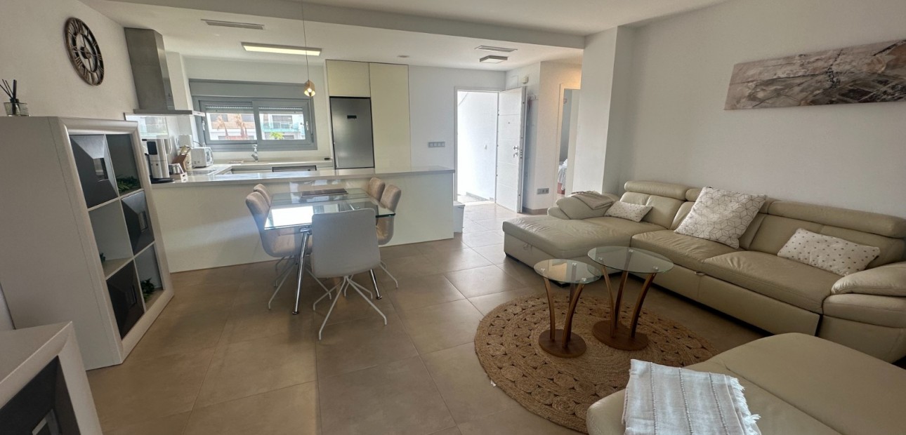 Venta - Apartamento / piso -
Orihuela - Entre Naranjos Vistabella