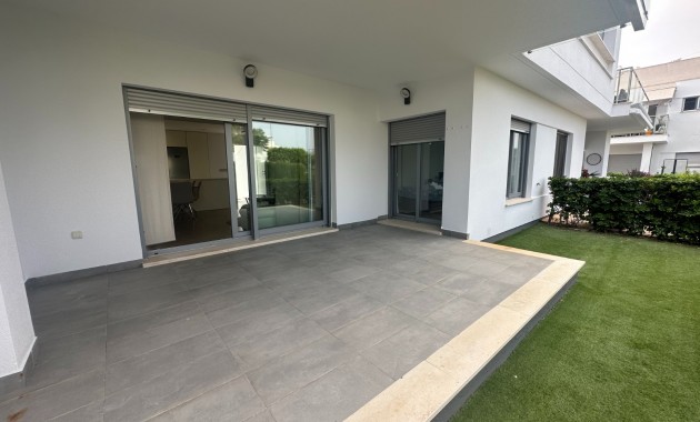 Venta - Apartamento / piso -
Orihuela - Entre Naranjos Vistabella