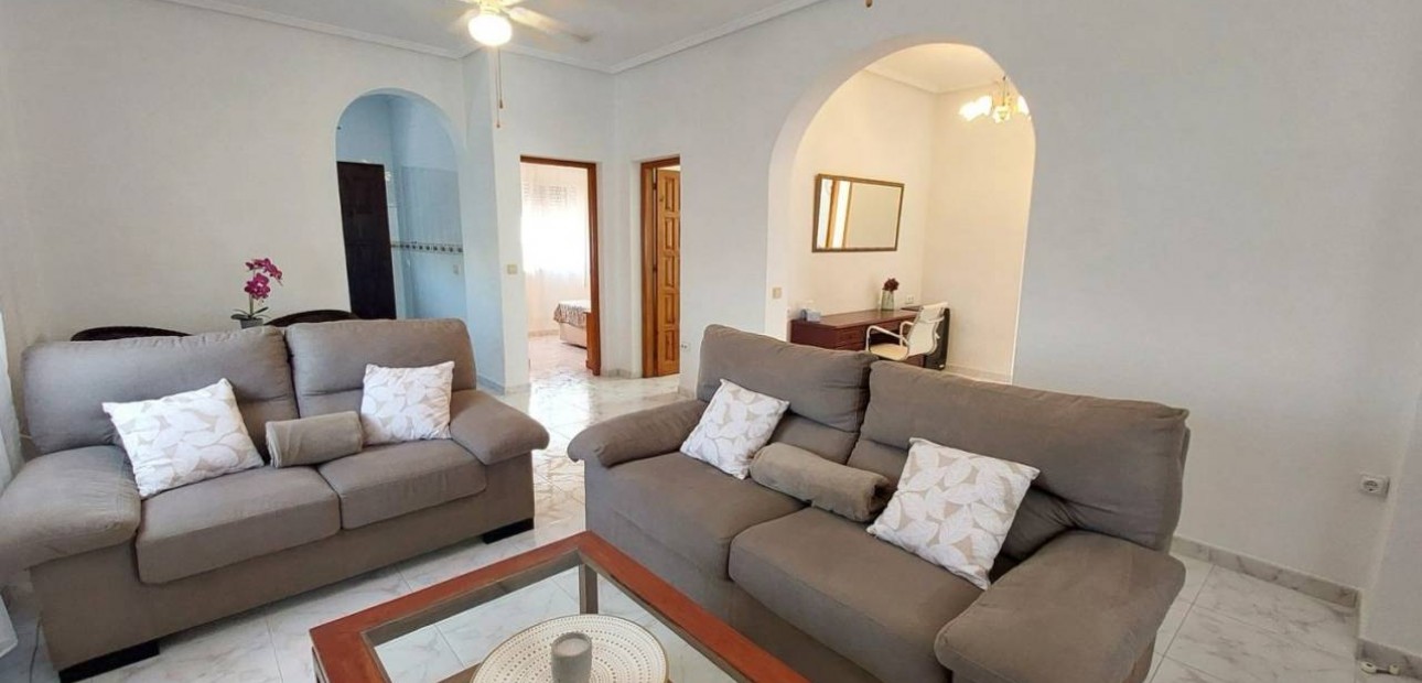 Venta - Villa -
Ciudad Quesada - Pueblo Bravo