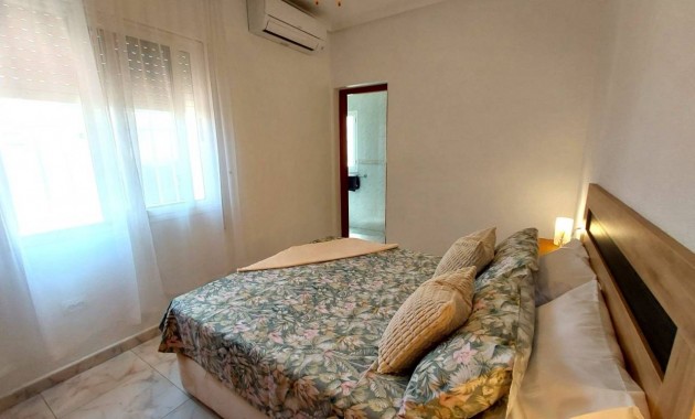 Venta - Villa -
Ciudad Quesada - Pueblo Bravo