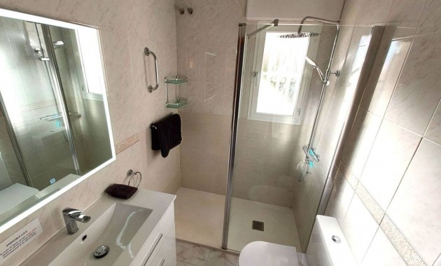 Venta - Villa -
Ciudad Quesada - Pueblo Bravo