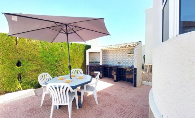 Venta - Villa -
Ciudad Quesada - Pueblo Bravo
