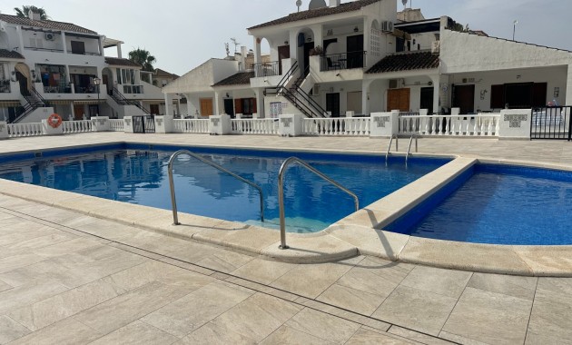 Sale - Apartment / flat -
Torrevieja - Los Frutales