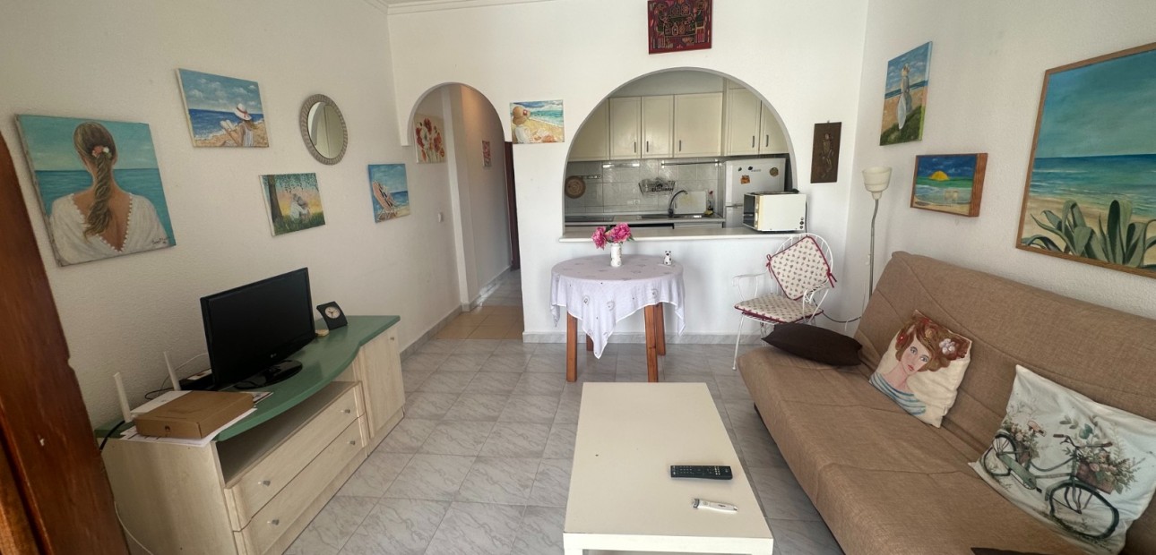 Sale - Apartment / flat -
Torrevieja - Los Frutales