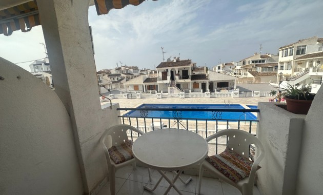 Sale - Apartment / flat -
Torrevieja - Los Frutales