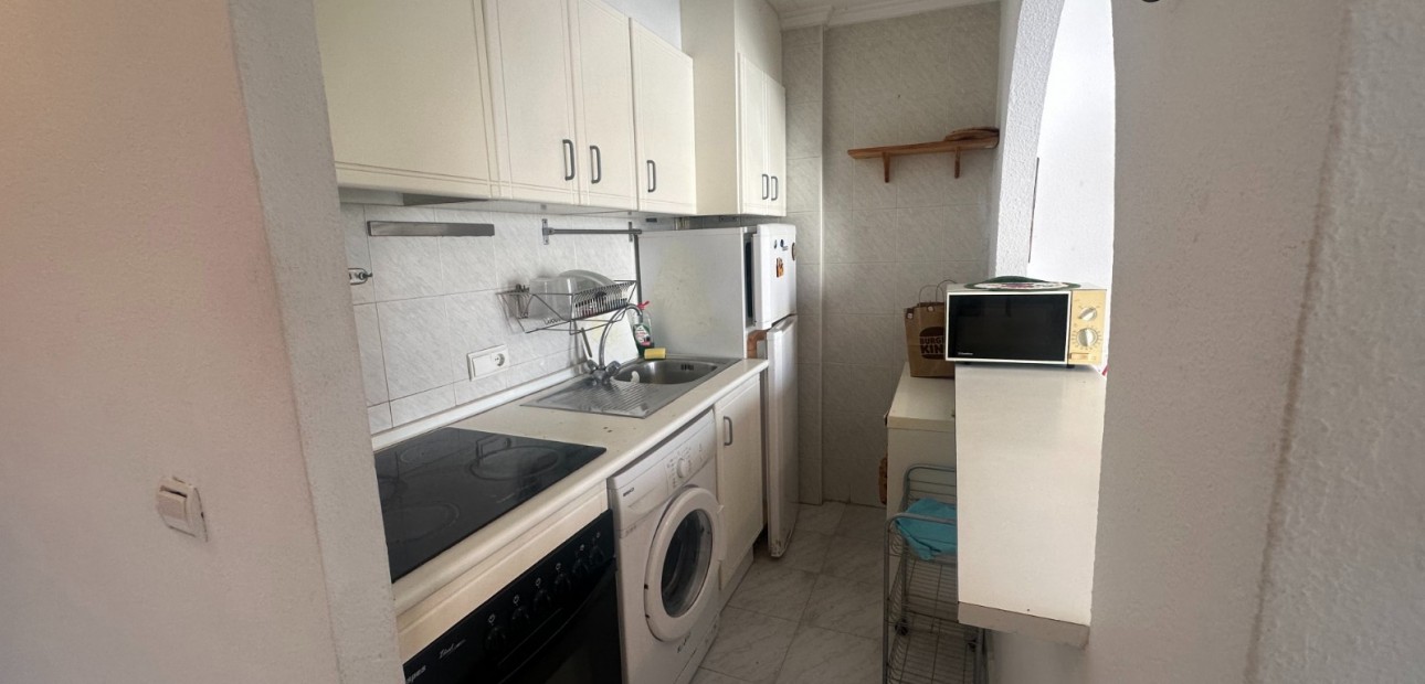 Sale - Apartment / flat -
Torrevieja - Los Frutales
