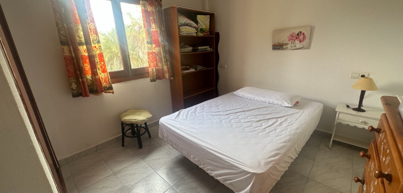 Sale - Apartment / flat -
Torrevieja - Los Frutales