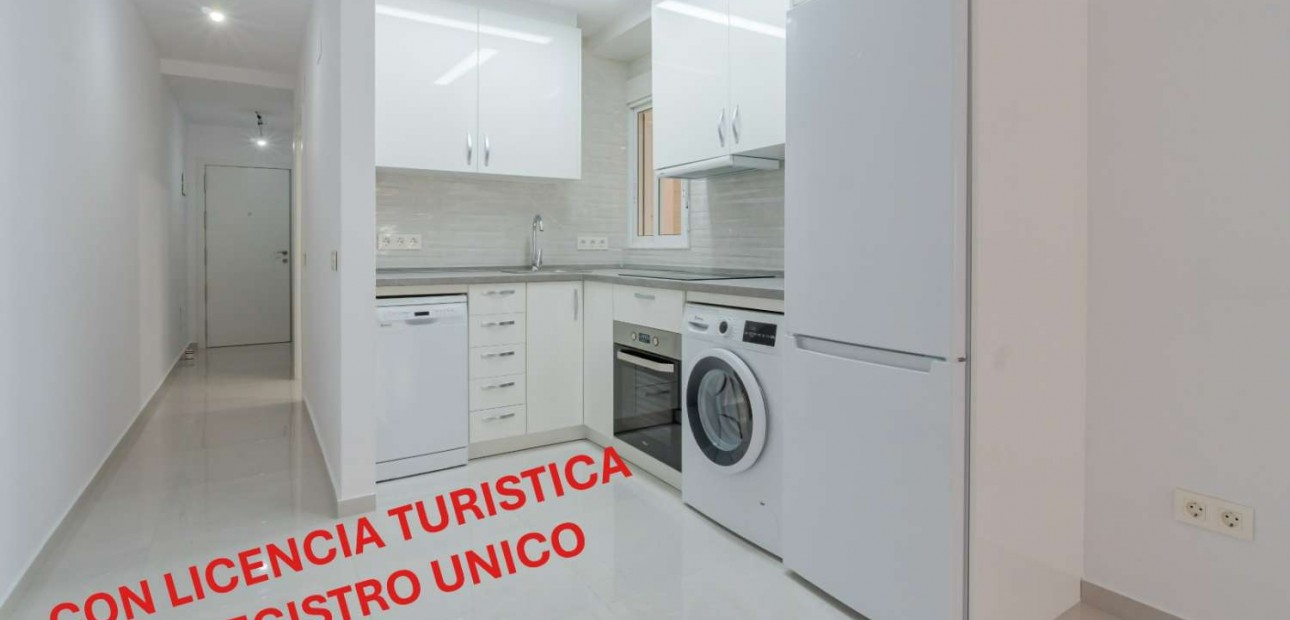 Venta - Flat -
Torrevieja - Avenida Habaneras - Curva de Palangre