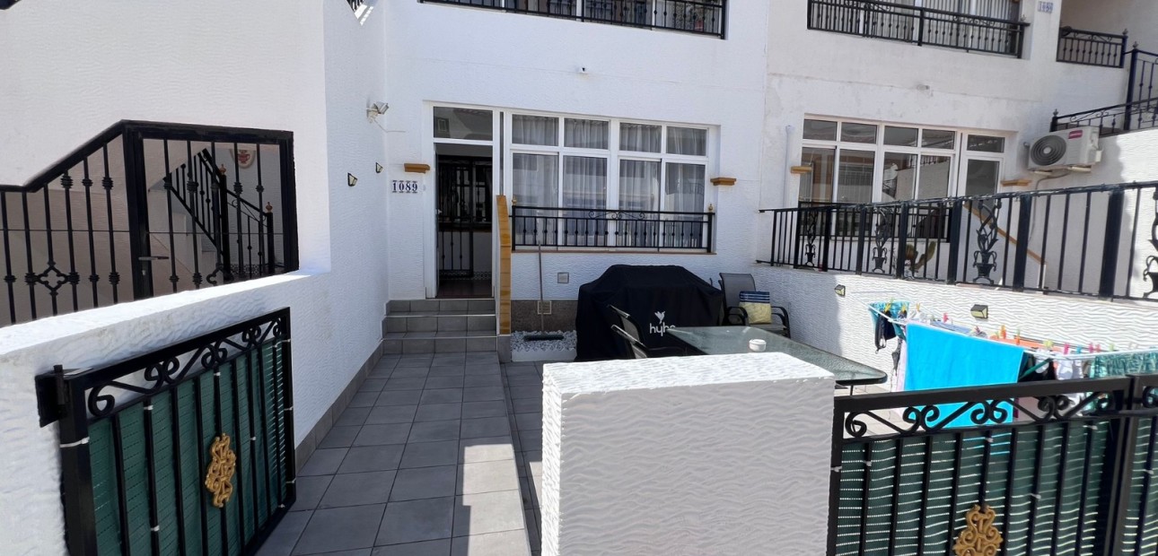 Herverkoop - Apartment flat -
Vistabella Golf
