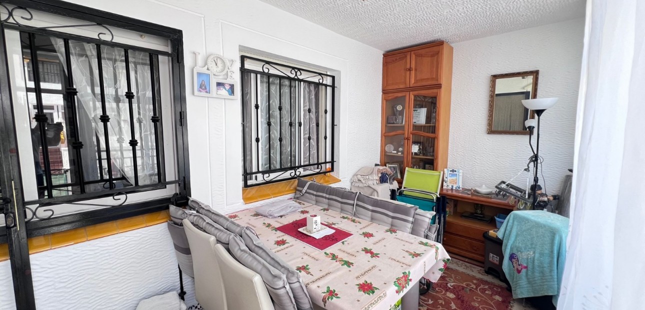 Herverkoop - Apartment flat -
Vistabella Golf