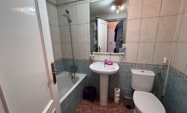 Herverkoop - Apartment flat -
Vistabella Golf