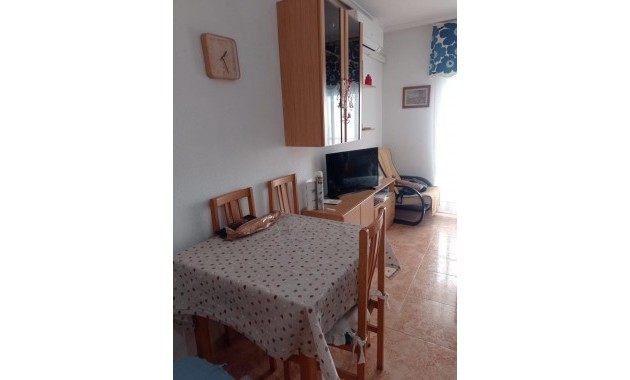 Sale - Apartment / flat -
Torrevieja - Estacion de autobuses