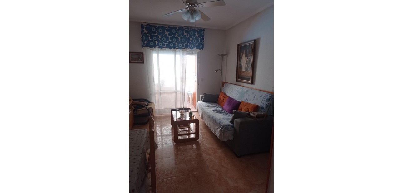 Sale - Apartment / flat -
Torrevieja - Estacion de autobuses