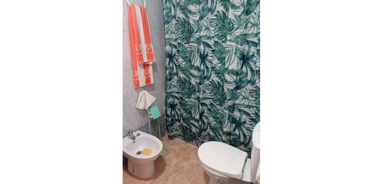 Sale - Apartment / flat -
Torrevieja - Estacion de autobuses