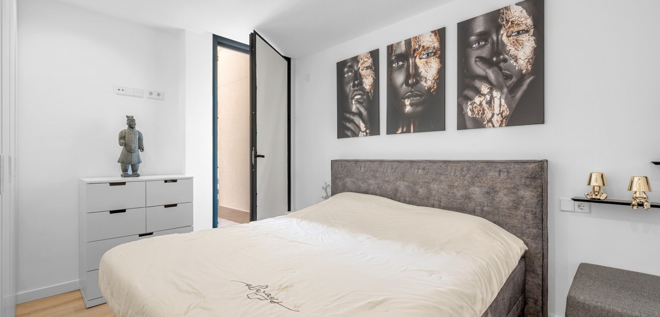 Venta - Apartamento / piso -
Monforte del Cid - Font del llop