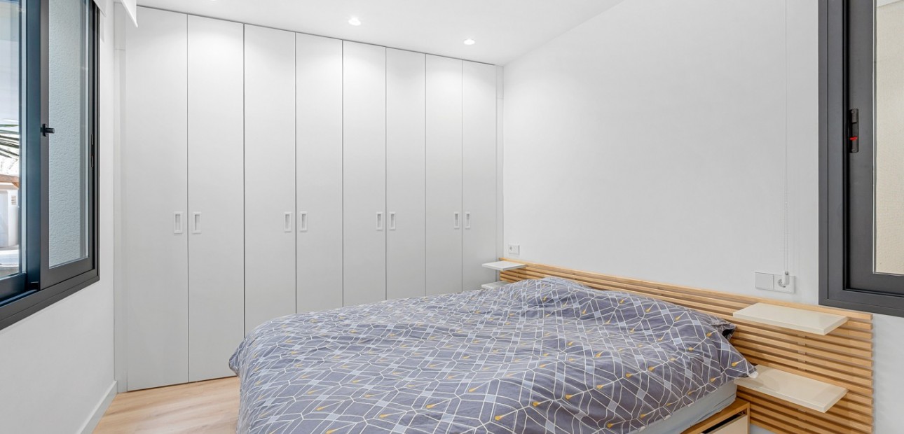 Venta - Apartamento / piso -
Monforte del Cid - Font del llop
