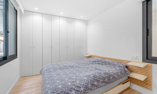 Venta - Apartamento / piso -
Monforte del Cid - Font del llop