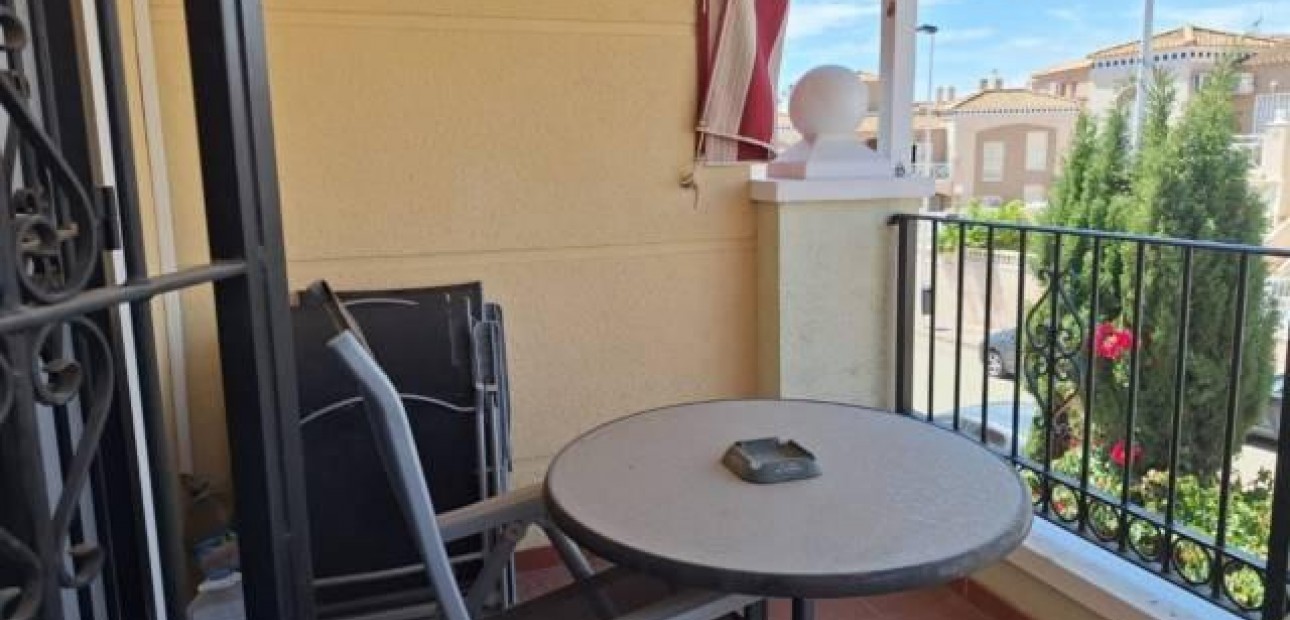 Venta - Bungalow -
Torrevieja - Centro