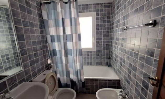 Venta - Bungalow -
Torrevieja - Centro