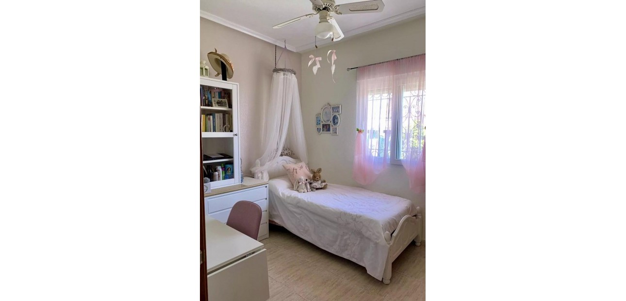 Venta - Bungalow -
Los Montesinos - Pueblo 8
