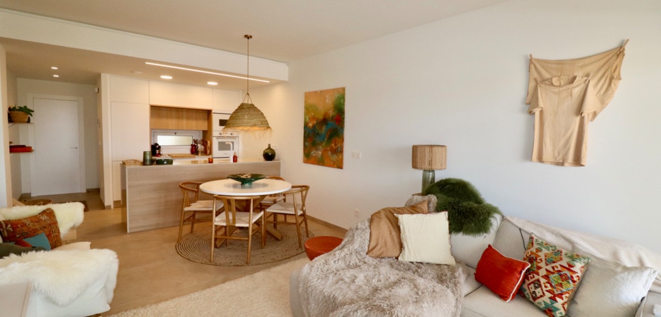 Venta - Apartamento / piso -
Guardamar del Segura - El Raso