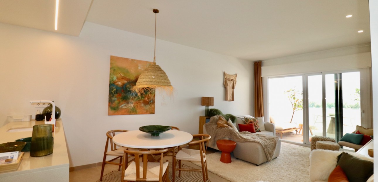 Venta - Apartamento / piso -
Guardamar del Segura - El Raso