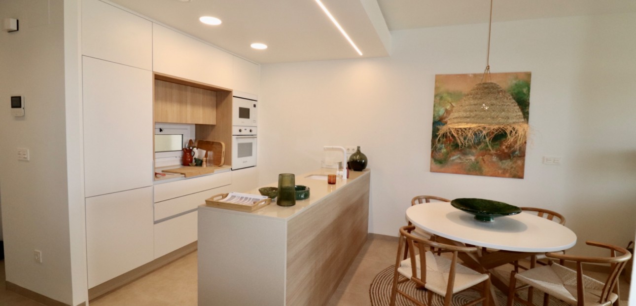 Venta - Apartamento / piso -
Guardamar del Segura - El Raso