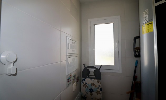 Venta - Apartamento / piso -
Guardamar del Segura - El Raso